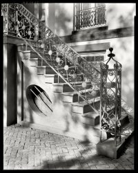 Savannah, Georgia, circa 1939. "117 Jones Street West. Building dates from 1850s." 8x10 acetate negative by Frances Benjamin Johnston. View full size.