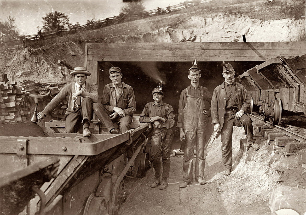 Bank Boss (on right), Brake Boy (in center). Laura Mine, Red Star, West Virginia. September 1908.