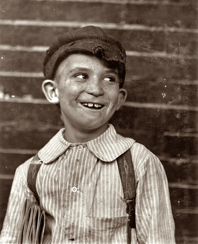 "Livers," a young newsie. St. Louis, Missouri. May 1910. View full size.