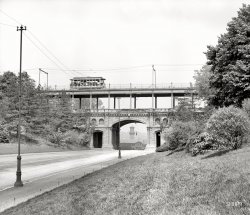 Cincinnati, Ohio, circa 1906. "Main entrance to Eden Park." 8x10 inch dry plate glass negative, Detroit Publishing Company. View full size.