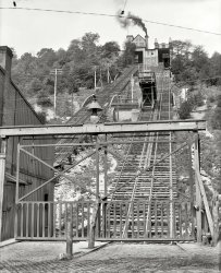 "Price Hill Incline." Part of the Cincinnati streetcar and freight elevator system circa 1906. 8x10 inch glass negative, Detroit Publishing Co. View full size.