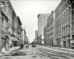 Circa 1906. "Main Street. Memphis, Tennessee." Please pardon our dust. 8x10 inch dry plate glass negative, Detroit Publishing Company. View full size.