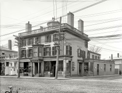 Continuing our tour of Salem, Massachusetts, circa 1906. "Colonial House." Next door to a nickelodeon advertising "moving pictures and illustrated songs." 6½ x 8½ inch dry plate glass negative, Detroit Publishing Company. View full size.
