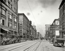 Memphis again circa 1910. "Main Street, north from Gayoso Avenue." Similar to our previous view along Main, with the camera now a couple hundred feet farther north in a sort incremental, century-old version of Google Street View. 8x10 inch dry plate glass negative, Detroit Publishing Company. View full size.