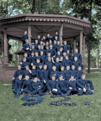 Colorized version of this Shorpy old photo. View full size.

