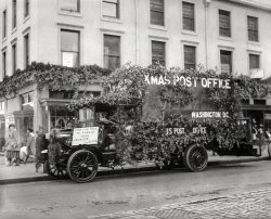 Washington, D.C., 1922. "Christmas Post Office." Last glimpsed here. National Photo Company Collection glass negative. View full size.