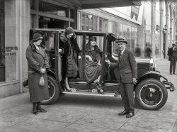 San Francisco circa 1924. "Star Car Sedan at Star Motor Co., Van Ness Avenue." Demonstrating one way to get your Star on the Walk of Fame. 5x7 inch glass negative by that automotive impresario Christopher Helin. View full size.