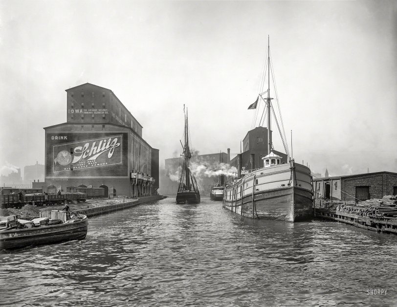 Drink Schlitz: 1900 September 1, 1900. "Chicago River elevators at Chicago, Illinois." 8x10 inch dry plate glass negative, Detroit Publishing Company. View full size.