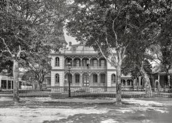 Pass Christian, Mississippi, circa 1901. "Mexican Gulf Hotel." 8x10 inch dry plate glass negative, Detroit Photographic Company. View full size.