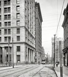 Circa 1904. "Fifth Avenue at Grant Street, South Pittsburg, Pa." The Frick Building at left. 8x10 inch glass negative, Detroit Photographic Company. View full size.
