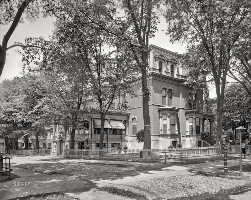Buffalo Club: 1905 Buffalo, New York, circa 1905. "Buffalo Club -- Trinity Place and Delaware Avenue." 8x10 inch dry plate glass negative, Detroit Photographic Company. View full size.