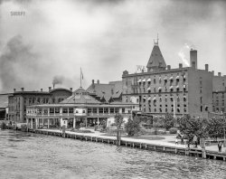 The Detroit River circa 1910. "Wayne Hotel and Pavilion." 8x10 inch dry plate glass negative, Detroit Publishing Company. View full size.