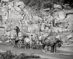Concord, New Hampshire, circa 1907. "Loading granite -- New England granite quarry." 8x10 inch dry plate glass negative, Detroit Publishing Company. View full size.