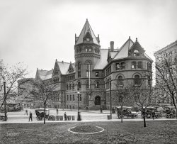 Buffalo, New York, circa 1908. "Buffalo Public Library, Lafayette Square." (Beware browsing bison!) 8x10 inch dry plate glass negative, Detroit Publishing Company. View full size.