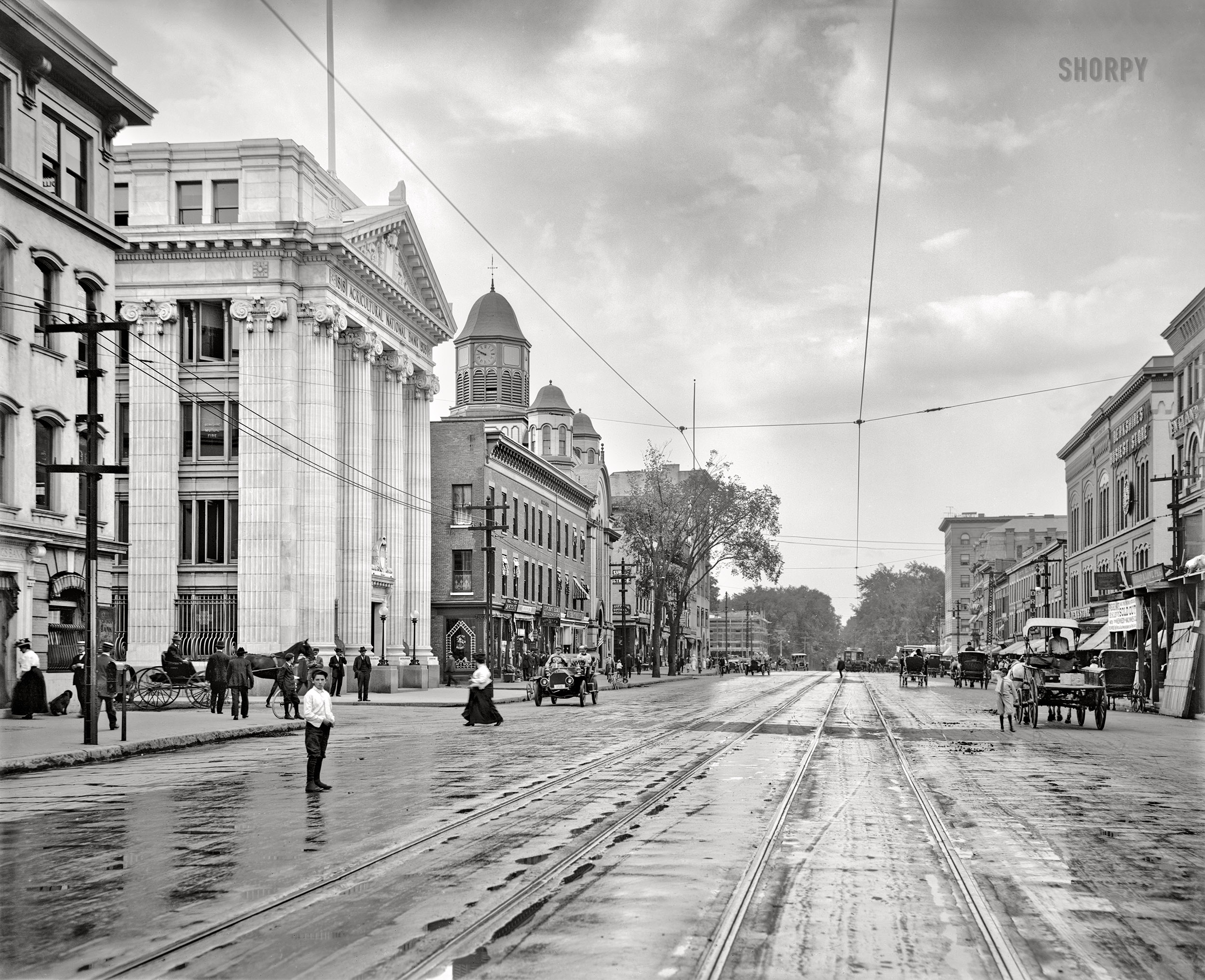 Pittsfield, Massachusetts, circa 1912. "North Street looking south." Here's looking at you, kid. 8x10 inch dry plate glass negative, Detroit Publishing Company.