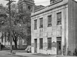 1937. "Restaurant in Mobile, Alabama." Welcome to the Wooden Shoe, where you can order your eggs "dressed up" (but not too loudly, because it's a "Quiet Zone"). Photo by Arthur Rothstein, Resettlement Administration. View full size.