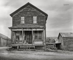 December 1937. "Abandoned store in Chaneysville, Pennsylvania, once a prosperous mining town." Photo by Arthur Rothstein for the Farm Security Administration. View full size.