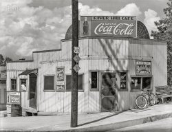 1936. "Cafe -- Alabama" is all it says here. 8x10 inch nitrate negative by Walker Evans for the Farm Security Administration. View full size.