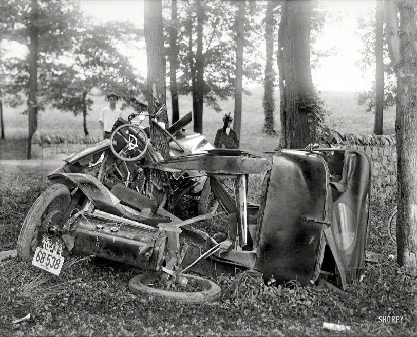 Full Stop: 1917 Washington, D.C., or vicinity. "Auto wreck." Tree 1, Car 0. Another of National Photo's "auto wreck" plates from 1917. 8x10 glass negative. View full size.