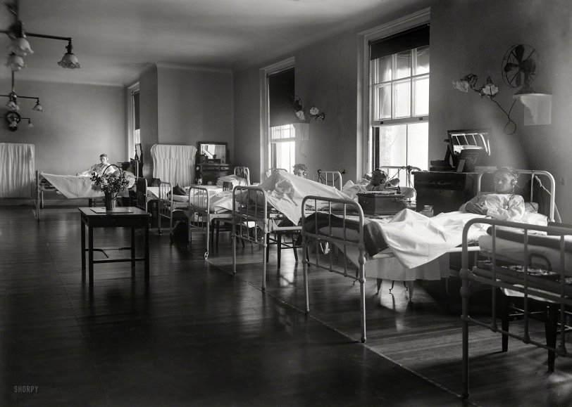 Radio Ward: 1924 Washington, D.C., 1924. GI tunes: "Walter Reed Hospital. Scene in ward where the bed of every soldier is equipped with a set of radio earphones. This is the first hospital in the country to be completely equipped." View full size.