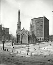 Circa 1900. "St. Paul's Episcopal Cathedral, Buffalo, New York." With the Guaranty (Prudential) Building and a bicycle repair shop as neighbors. 8x10 inch dry plate glass negative, Detroit Publishing Company. View full size.