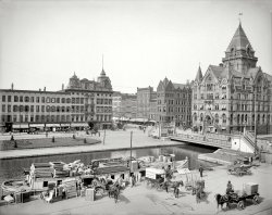 Syracuse, New York, circa 1905. "Clinton Square." 8x10 inch dry plate glass negative, Detroit Publishing Company. View full size.
